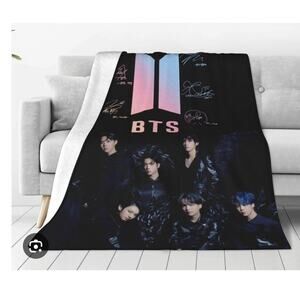 BTS Bangtan Boys K-pop Throw Nap Blanket Flannel Fleece Velvety Blur 50"x39"